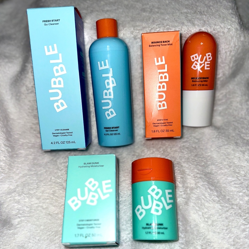 new in box set facial treatment bundle of 3 Bubble skincare products